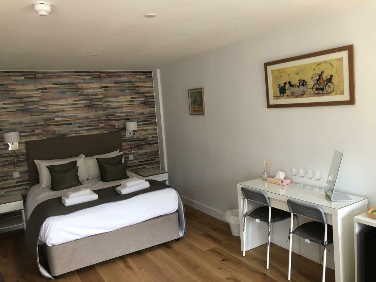 Hamilton Arms Suites Midhurst Habitación foto